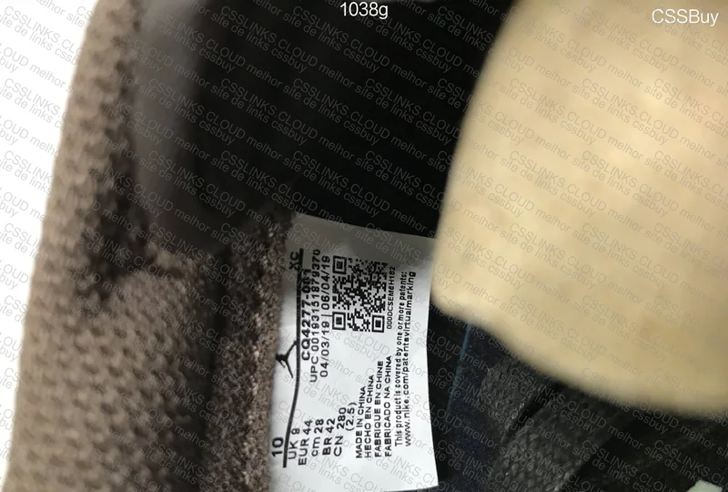 Travis Scott x Air Jordan 1 Low Retro SP Dark Mocha 6