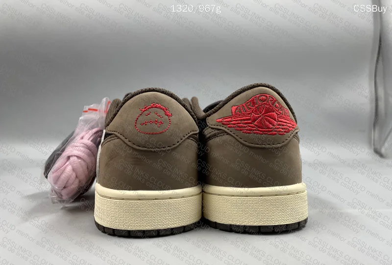 Travis Scott x Air Jordan 1 Low Retro SP Dark Mocha 3