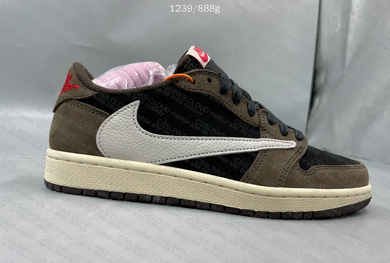 Travis Scott x Air Jordan 1 Low Retro SP Dark Mocha 4
