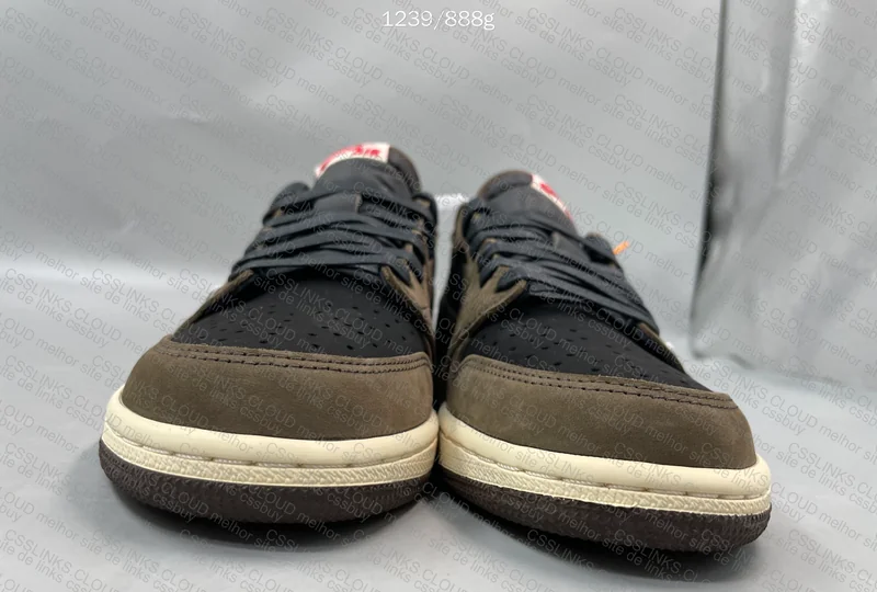 Travis Scott x Air Jordan 1 Low Retro SP Dark Mocha 8