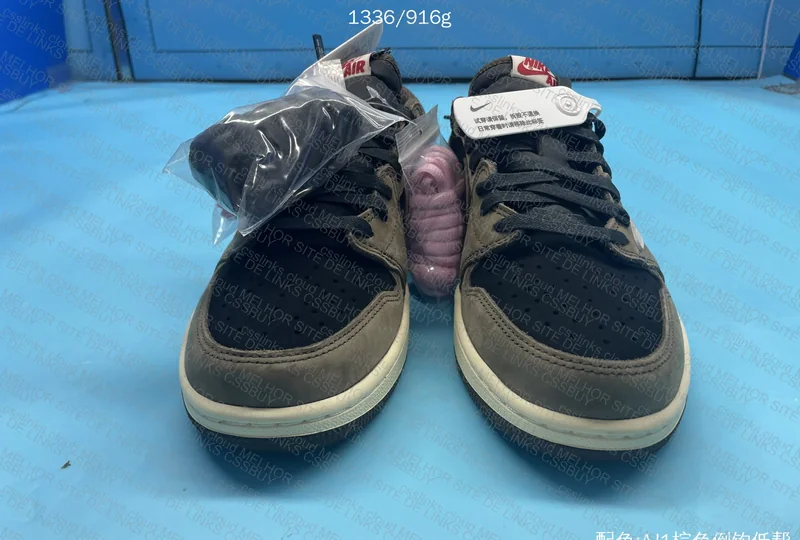 Travis Scott x Air Jordan 1 Low Retro SP Dark Mocha 5