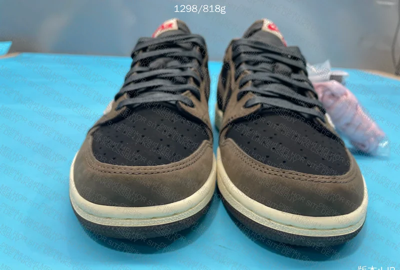 Travis Scott x Air Jordan 1 Low Retro SP Dark Mocha - LJR