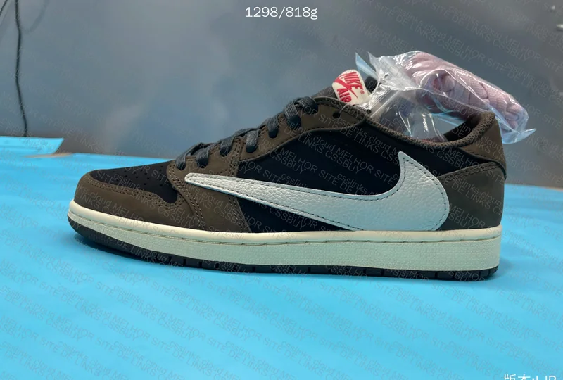 Travis Scott x Air Jordan 1 Low Retro SP Dark Mocha - LJR 5