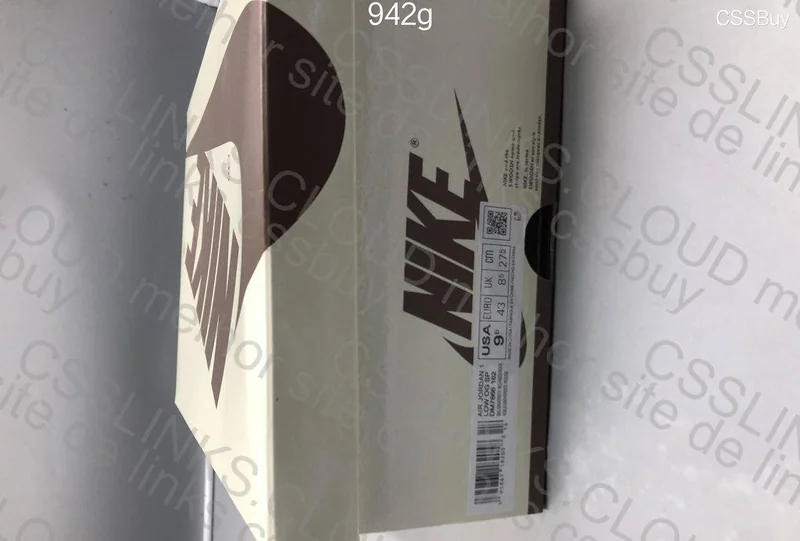 Travis Scott x Air Jordan 1 Low Reverse Mocha