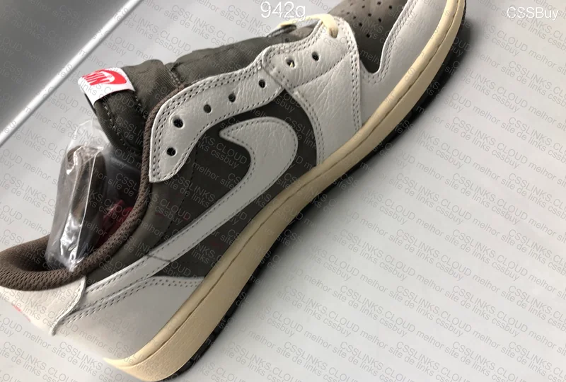 Travis Scott x Air Jordan 1 Low Reverse Mocha 5