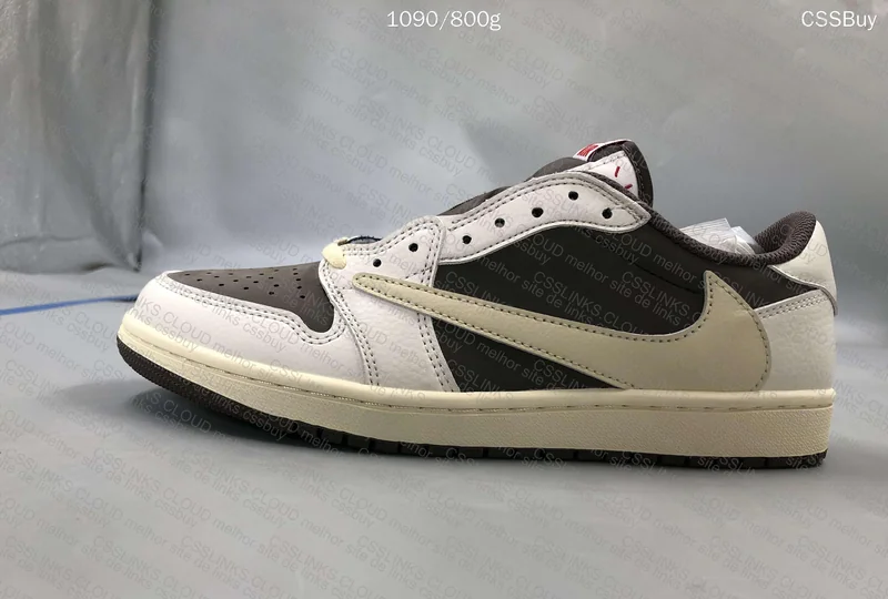 Travis Scott x Air Jordan 1 Low Reverse Mocha 10