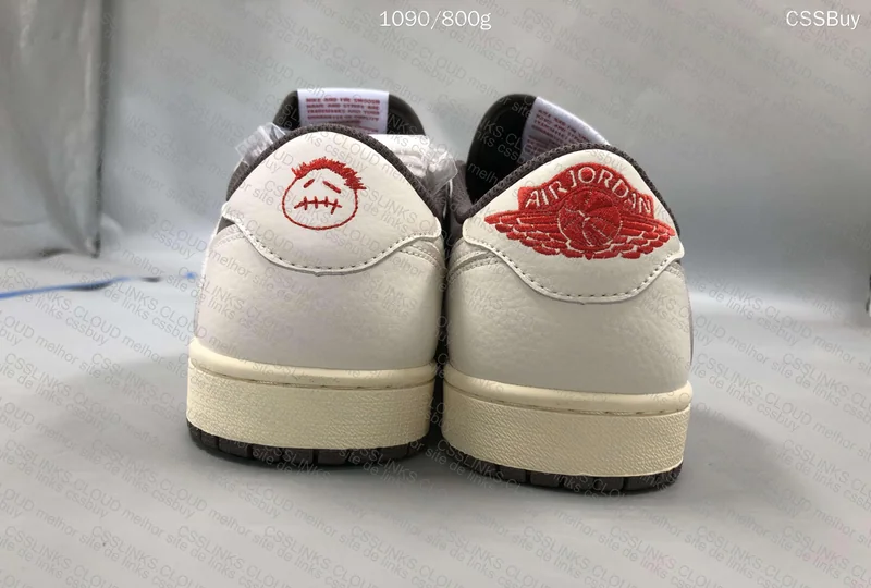 Travis Scott x Air Jordan 1 Low Reverse Mocha 4