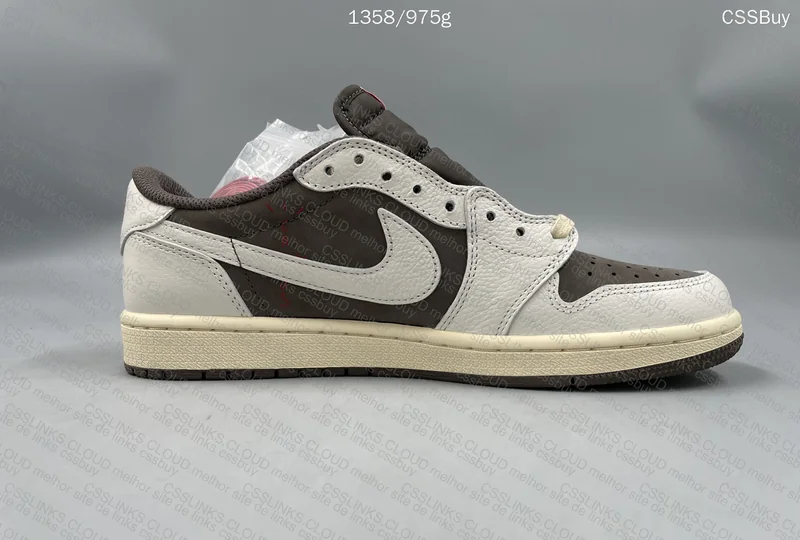 Travis Scott x Air Jordan 1 Low Reverse Mocha 3