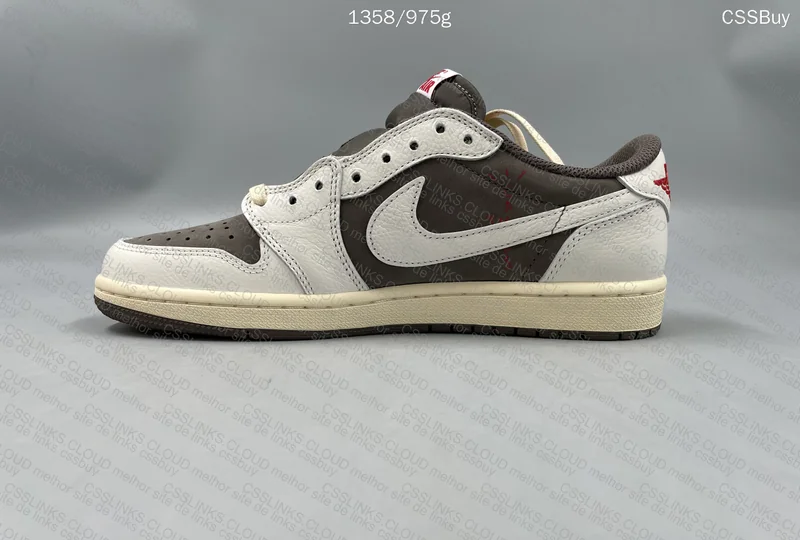 Travis Scott x Air Jordan 1 Low Reverse Mocha 8