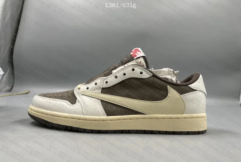 Travis Scott x Air Jordan 1 Low Reverse Mocha