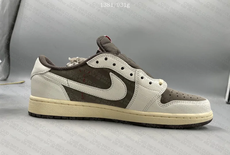 Travis Scott x Air Jordan 1 Low Reverse Mocha 3