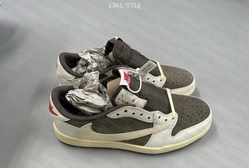 Travis Scott x Air Jordan 1 Low Reverse Mocha 8