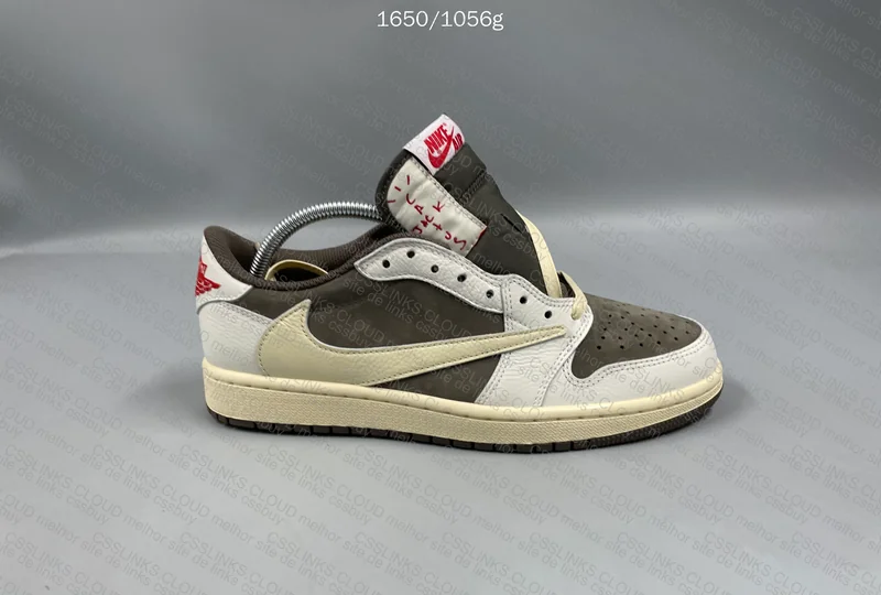 Travis Scott x Air Jordan 1 Low Reverse Mocha 2