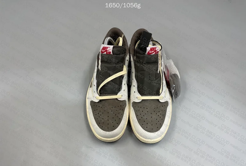 Travis Scott x Air Jordan 1 Low Reverse Mocha 3