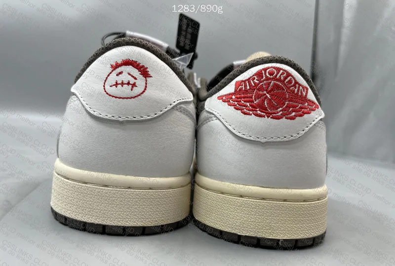 Travis Scott x Air Jordan 1 Low Reverse Mocha 4