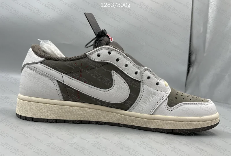 Travis Scott x Air Jordan 1 Low Reverse Mocha 5