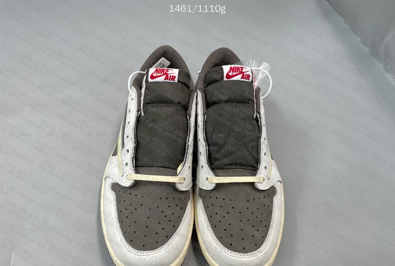 Travis Scott x Air Jordan 1 Low Reverse Mocha