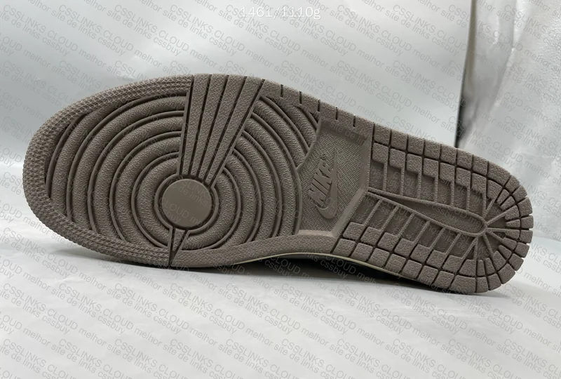 Travis Scott x Air Jordan 1 Low Reverse Mocha 6