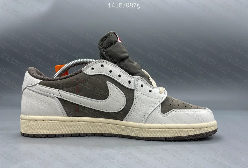 Travis Scott x Air Jordan 1 Low Reverse Mocha 4