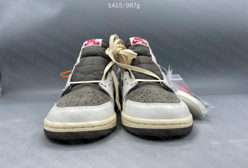 Travis Scott x Air Jordan 1 Low Reverse Mocha 9