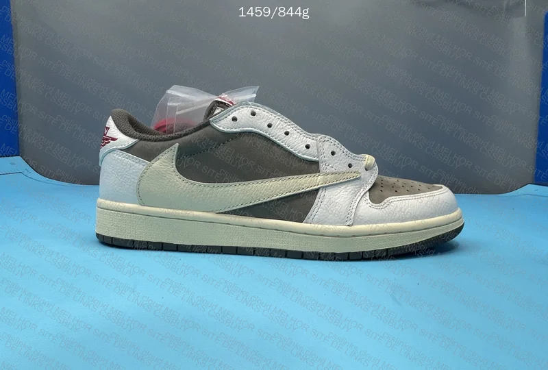 Travis scott x Air Jordan 1 Low Reverse mocha 5