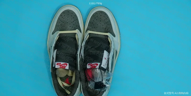 Travis Scott x Air Jordan 1 Low Reverse Mocha 2