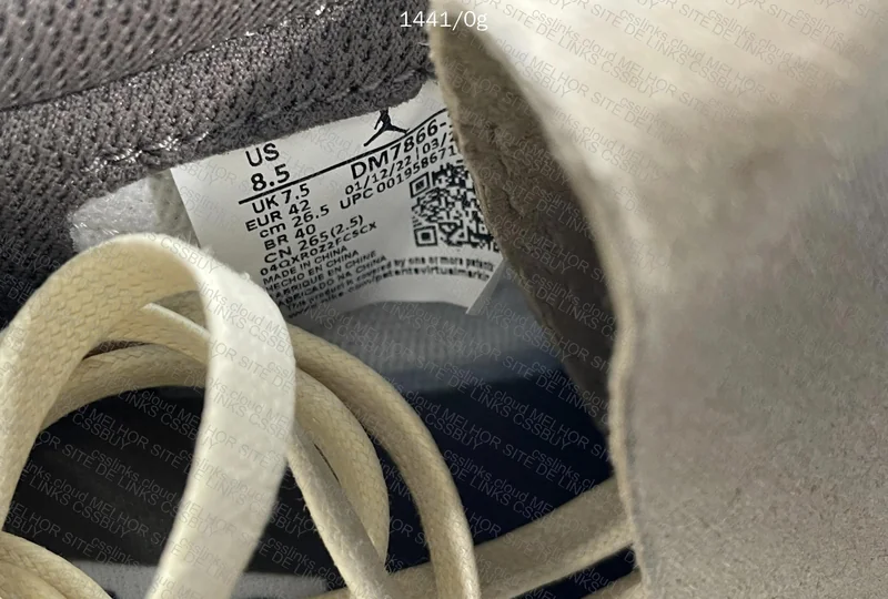 Travis Scott x Air Jordan 1 Low Reverse Mocha 9