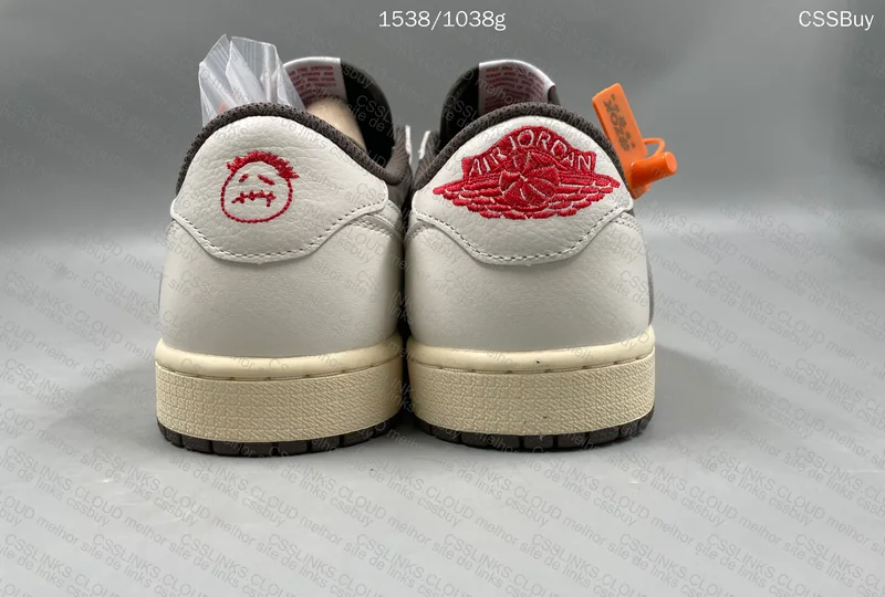 Travis Scott x Air Jordan 1 Low Reverse Mocha (GL?) 4