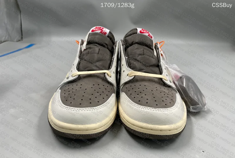Travis Scott x Air Jordan 1 Low Reverse Mocha (GL ?) 3