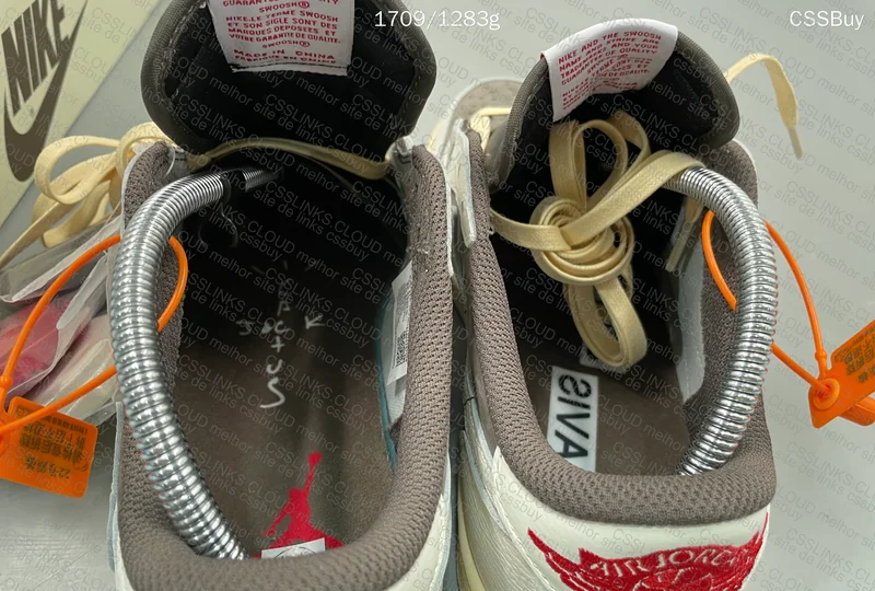 Travis Scott x Air Jordan 1 Low Reverse Mocha (GL ?) 9