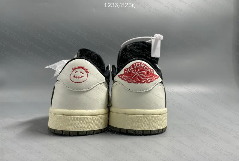 Travis Scott x Air Jordan 1 Olive 3