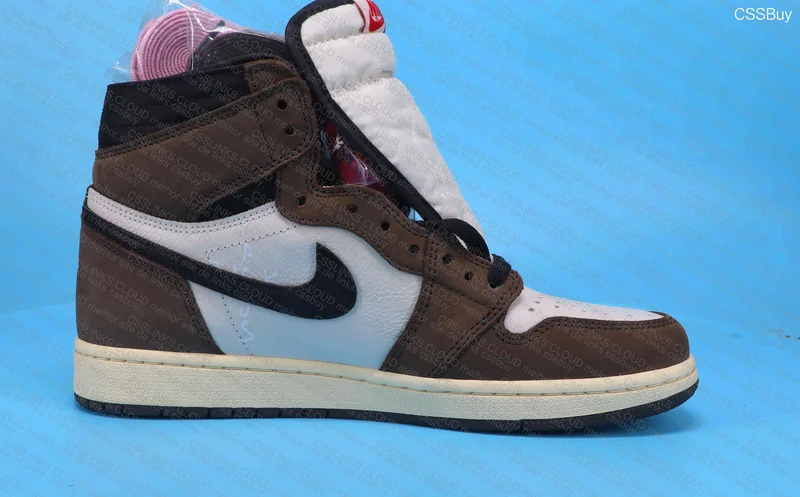 Travis Scott x Air Jordan 1 Retro High Dark Mocha 7