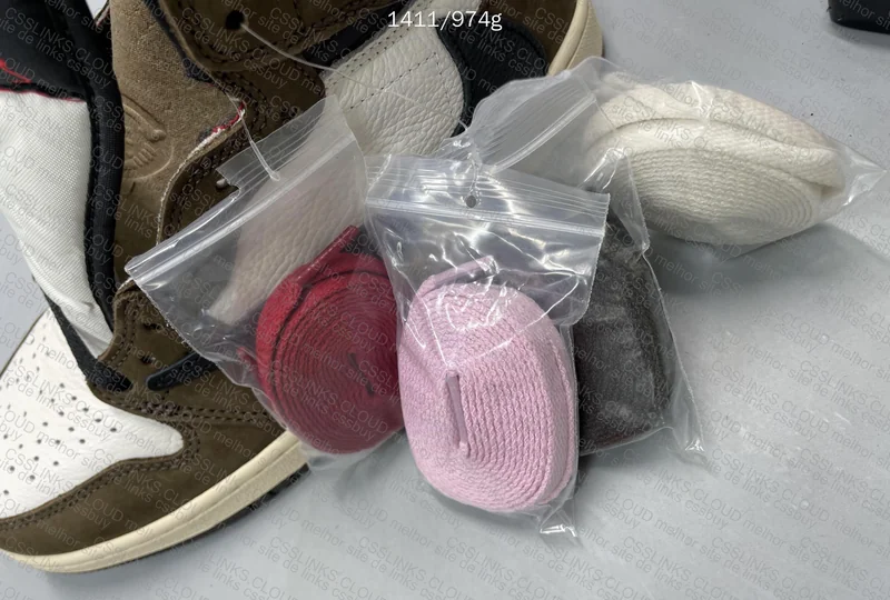Travis Scott x Air Jordan 1 Retro High Dark Mocha 10