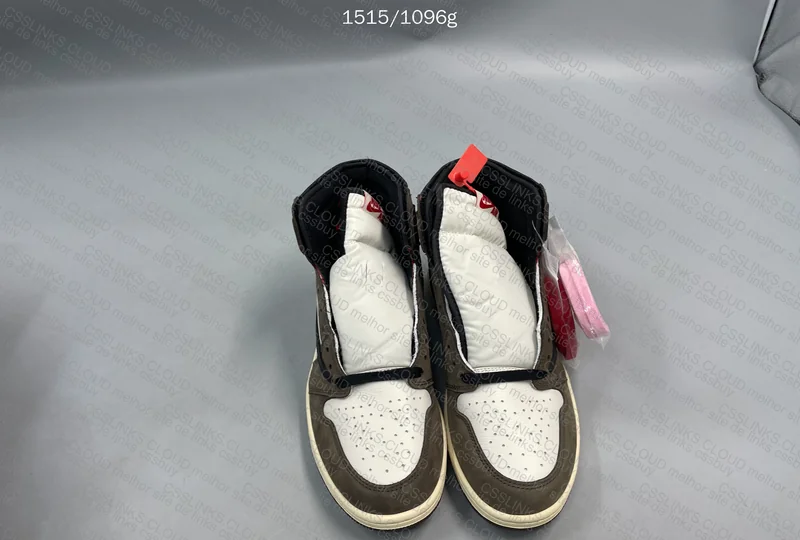 Travis Scott x Air Jordan 1 Retro High Dark Mocha 8
