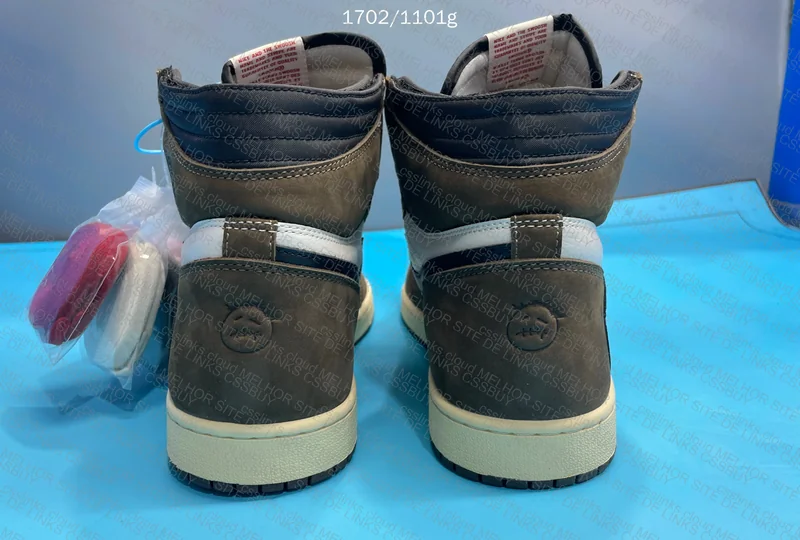 Travis Scott x Air Jordan 1 Retro High Dark Mocha 7