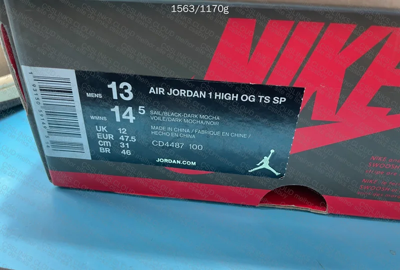 Travis Scott x Air Jordan 1 Retro High Dark Mocha - CD4487-100 4