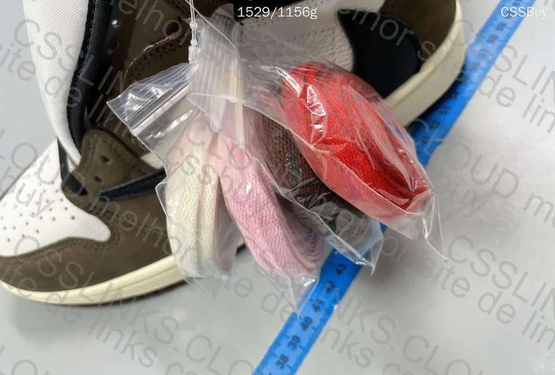 Travis Scott x Air Jordan 1 Retro High Dark Mocha PK 4.0 2