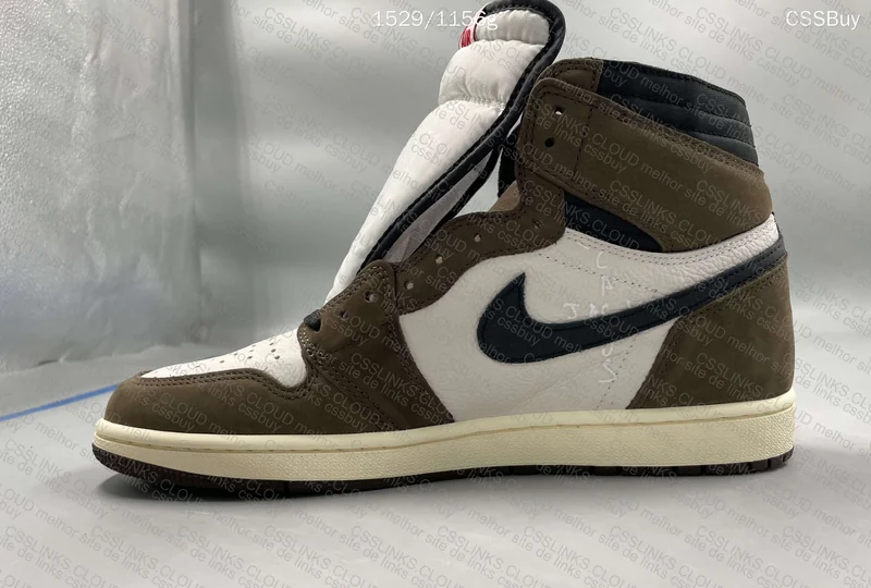 Travis Scott x Air Jordan 1 Retro High Dark Mocha PK 4.0 3