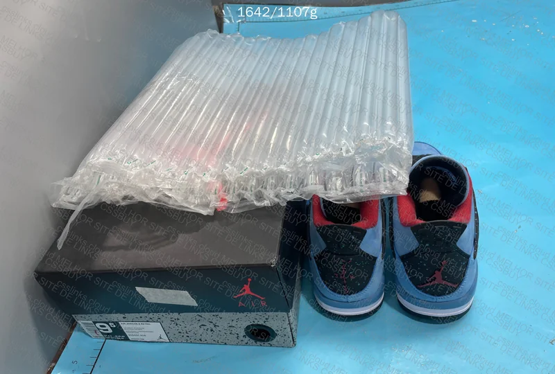 Travis Scott x Air Jordan 4 Blue 10