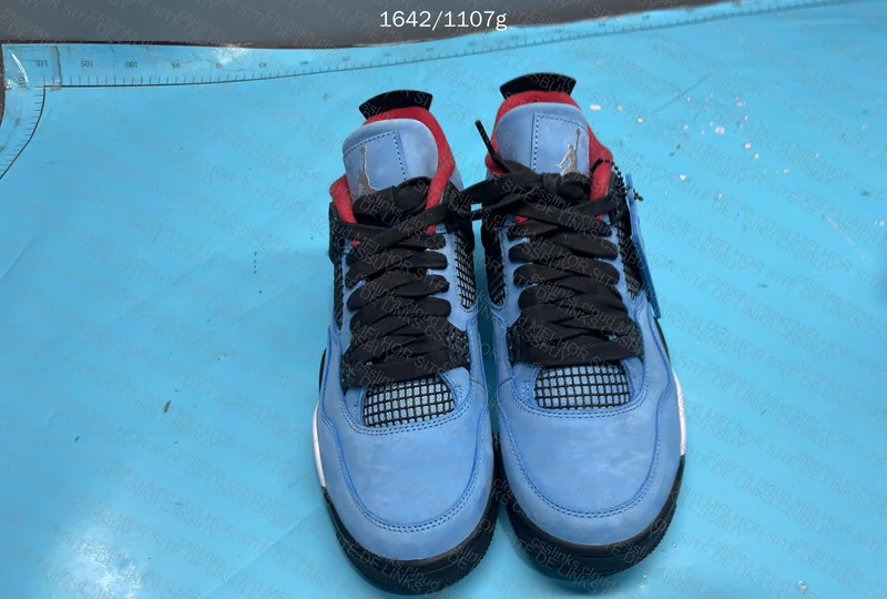 Travis Scott x Air Jordan 4 Blue 2