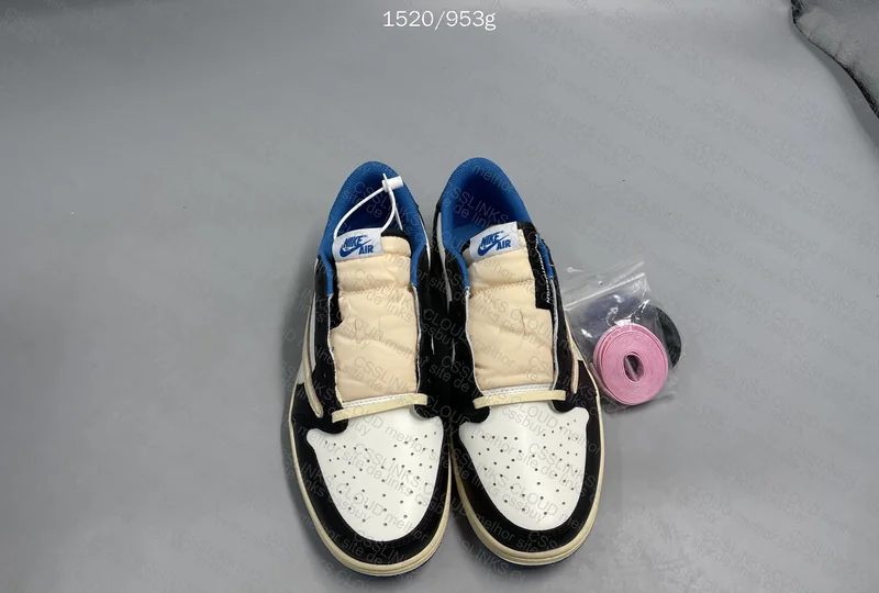 Travis Scott X Fragment