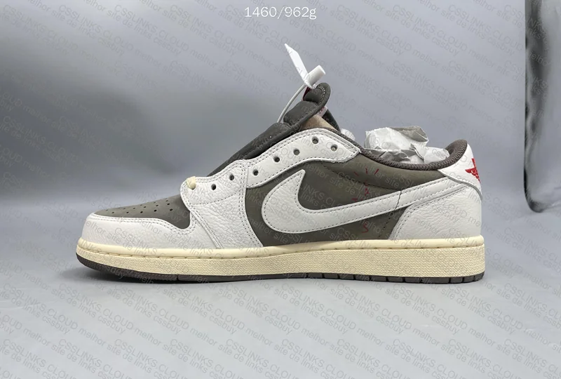 Travis Scott x Jordan 1 Low Reverse Mocha 4