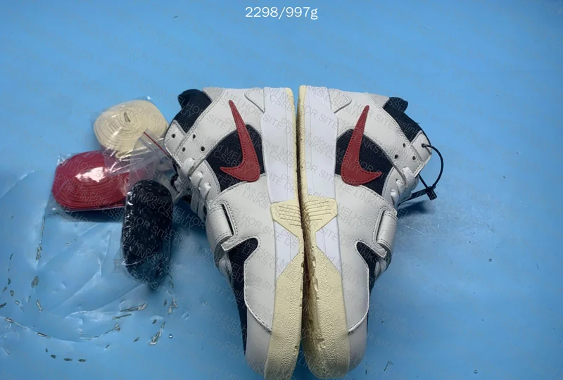 Travis Scott x Jordan Jumpman Jack TR "University Red" 6