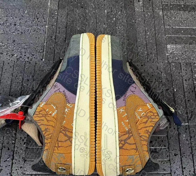 Travis Scott x Nike Air Force 1 Cactus Jack 3