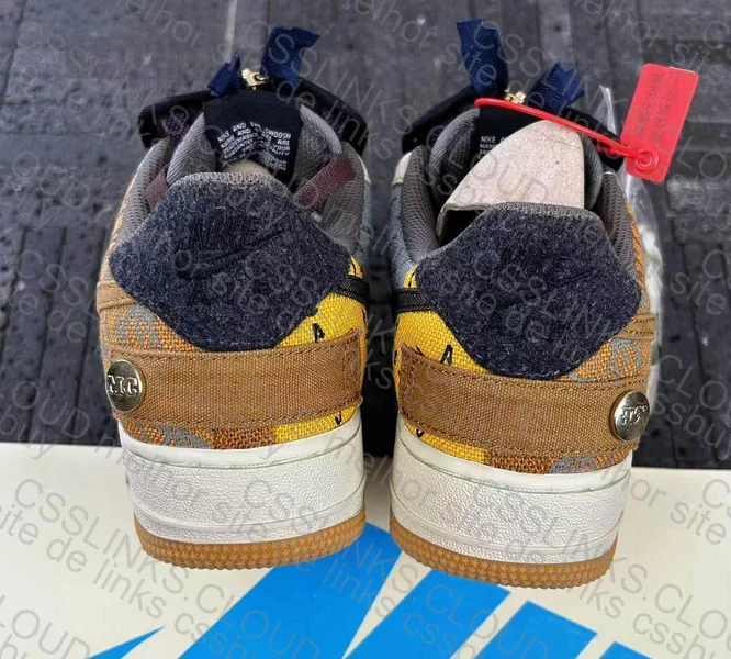 Travis Scott x Nike Air Force 1 Cactus Jack 5