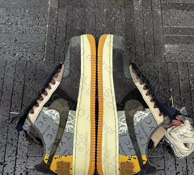 Travis Scott x Nike Air Force 1 Cactus Jack 9