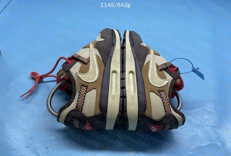 Travis Scott x Nike Air Max 1 Cactus Brown 4
