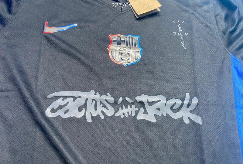 Travis x Barça Help 2
