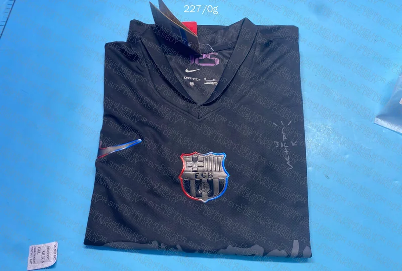 Travis x Barça Help 4