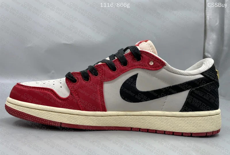 Trophy Room x Air Jordan 1 Low OG 8